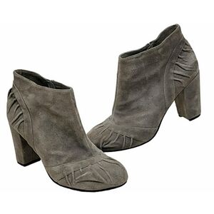 Natural Comfort Grey Suede Booties Size 9